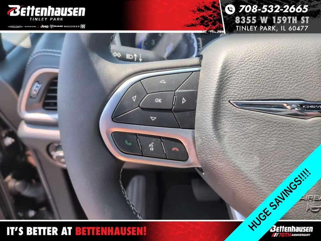 New 2026 Diamond Black Crystal Pearl-Coat Exterior Paint Chrysler Select image 20