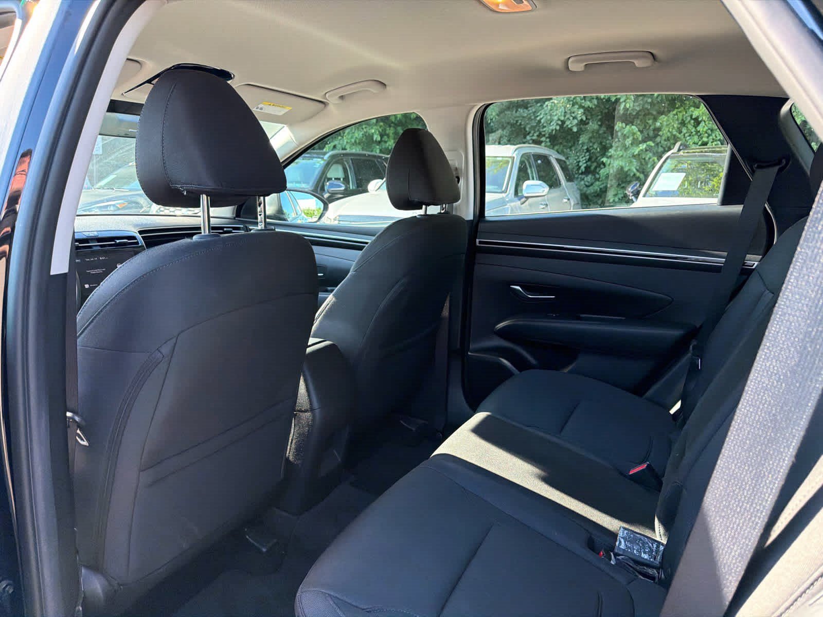 Certified Used 2024 Black Pearl Hyundai SE image 6