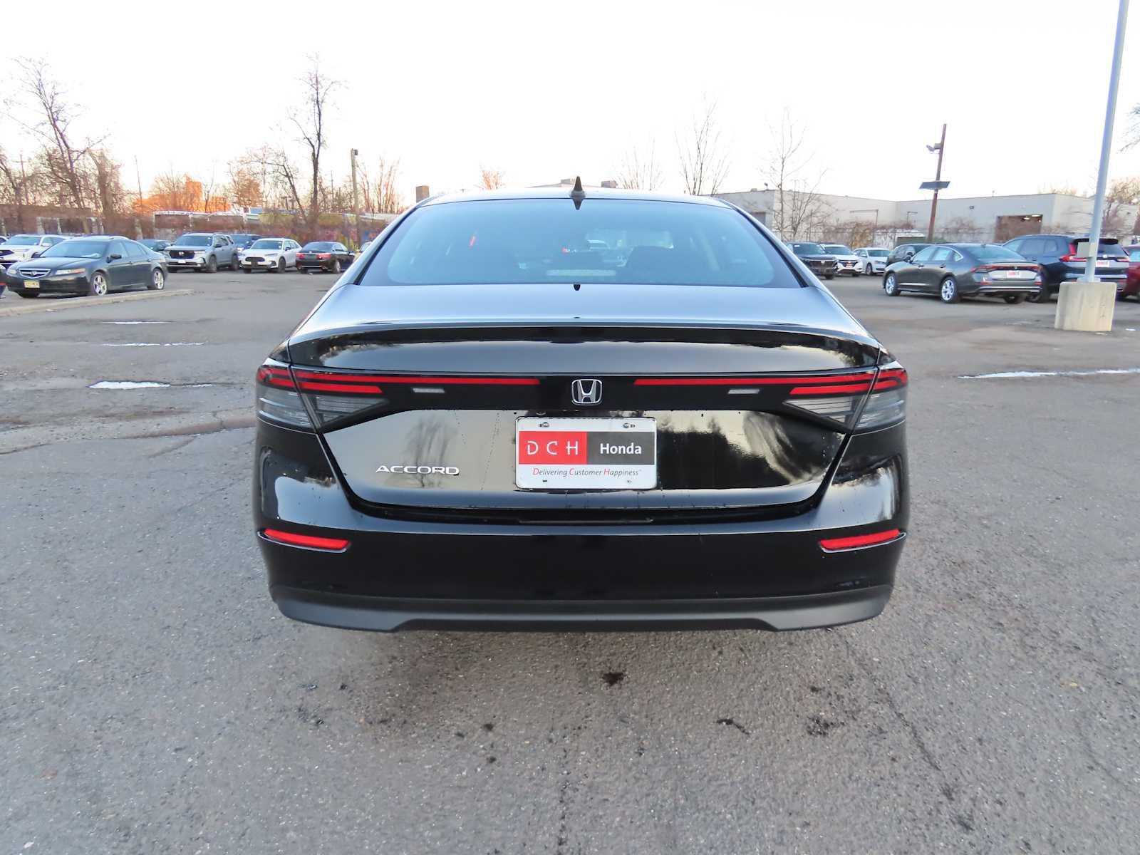 New 2026 Crystal Black Pearl Honda SE image 5