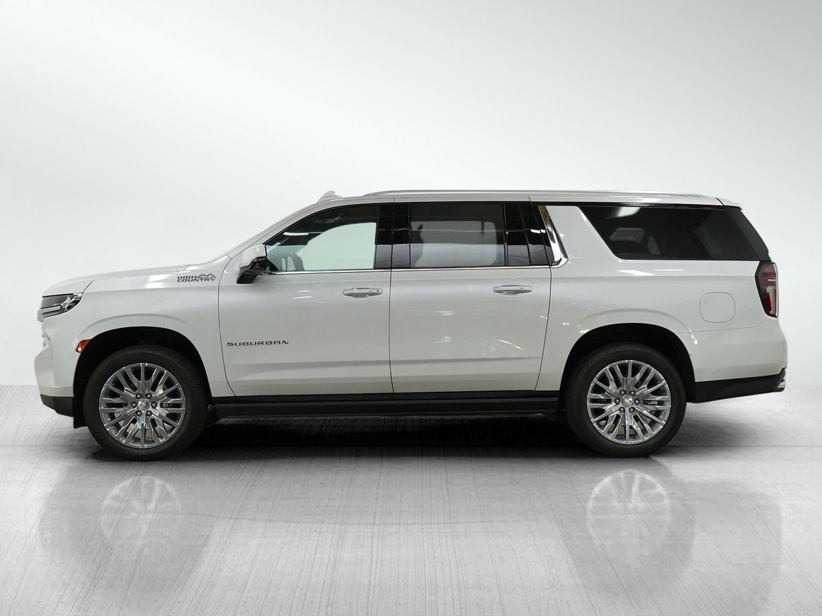Used 2023 Chevrolet Suburban High Country with VIN 1GNSKGKL1PR443080 for sale in White Bear Lake, Minnesota