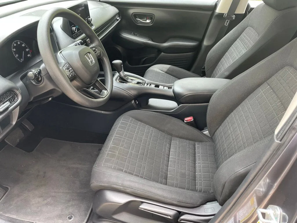2023 Honda HR-V LX - Photo 12