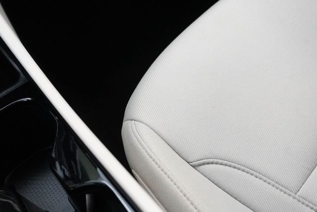 Used 2026 White Hyundai SEL image 22