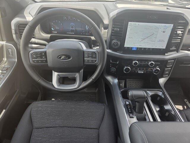 New 2026 Carbonized Gray Metallic Ford XLT image 25