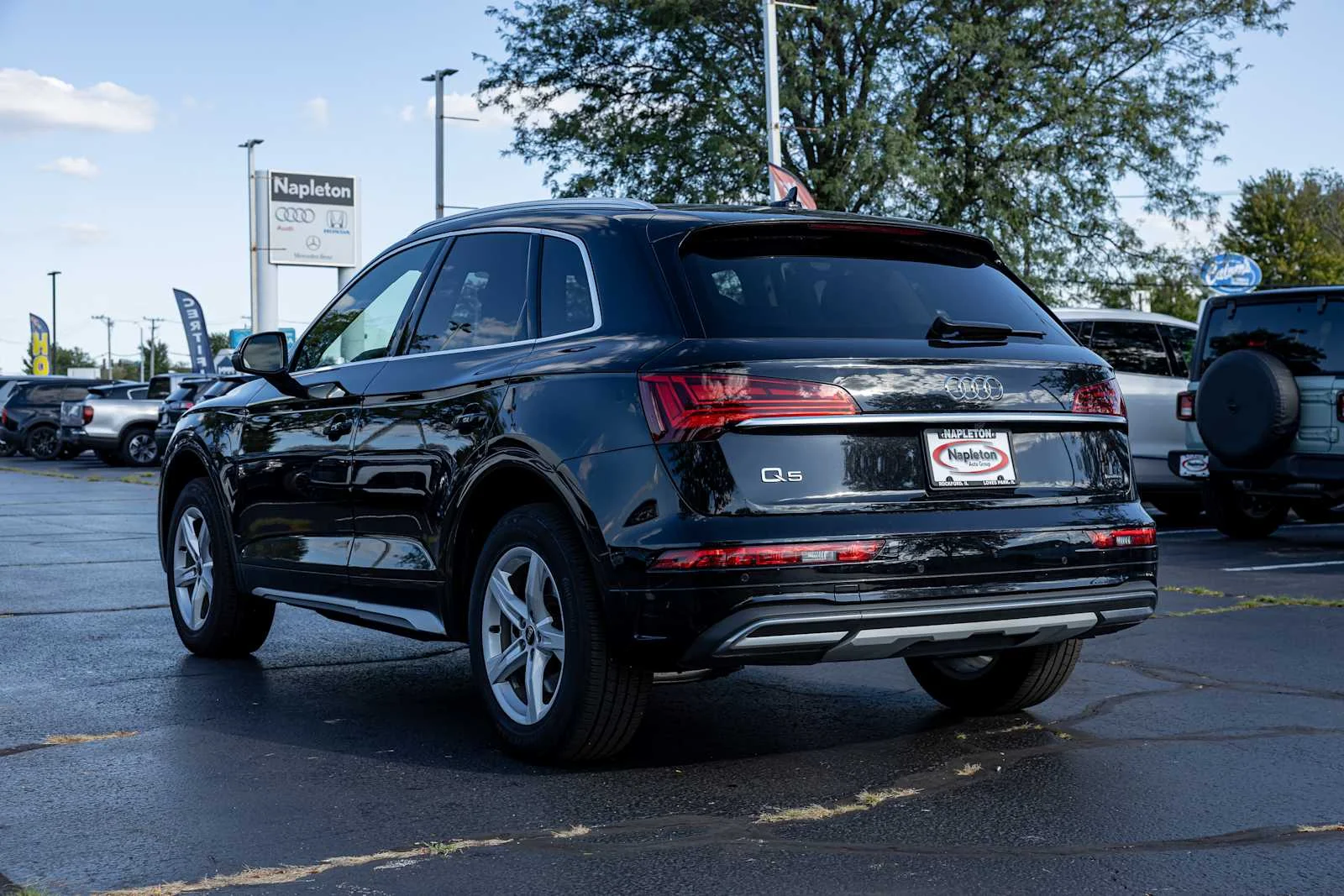Used 2024 Brilliant Black Audi Premium image 5