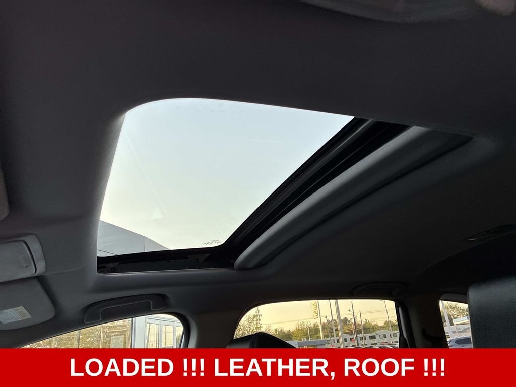 Used 2020 Black Honda EX-L image 24