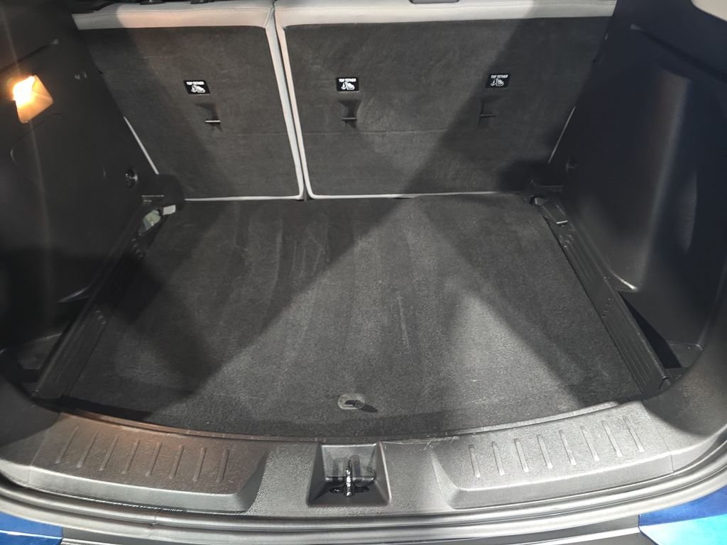 Used 2021 Blue Chevrolet LS image 9