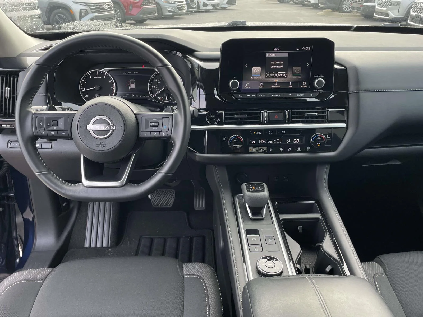 Used 2025 Blue Nissan SV 4WD image 4