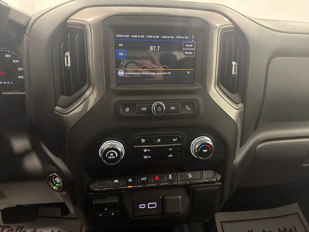 New 2026 Summit White GMC Pro image 20
