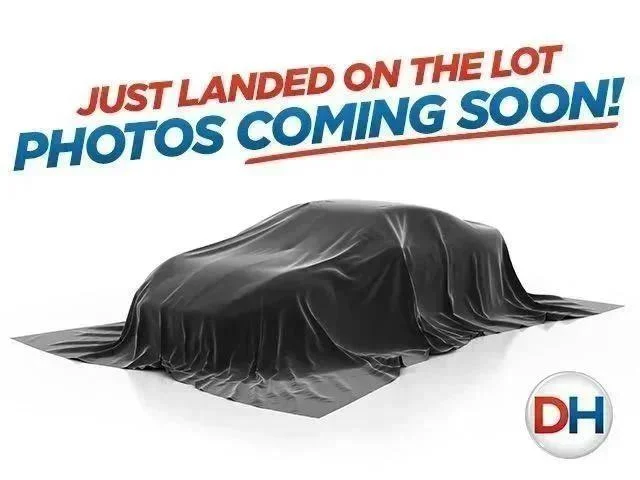2017 GMC Sierra 4WD Crew Cab Long Box SLE's photo