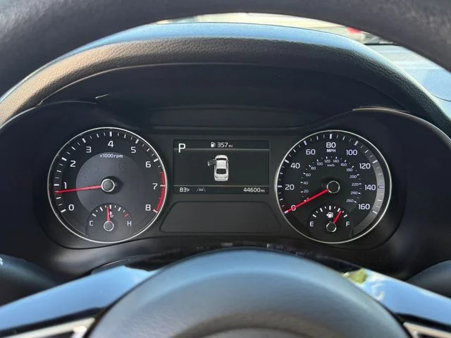 Used 2023 Black Kia LXS image 14