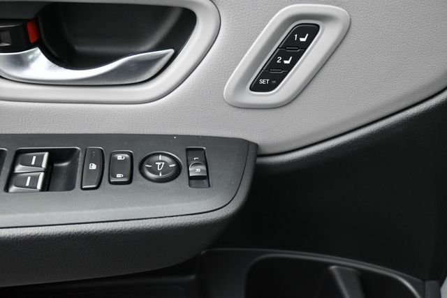 2025 Honda Pilot EX-L - Photo 22
