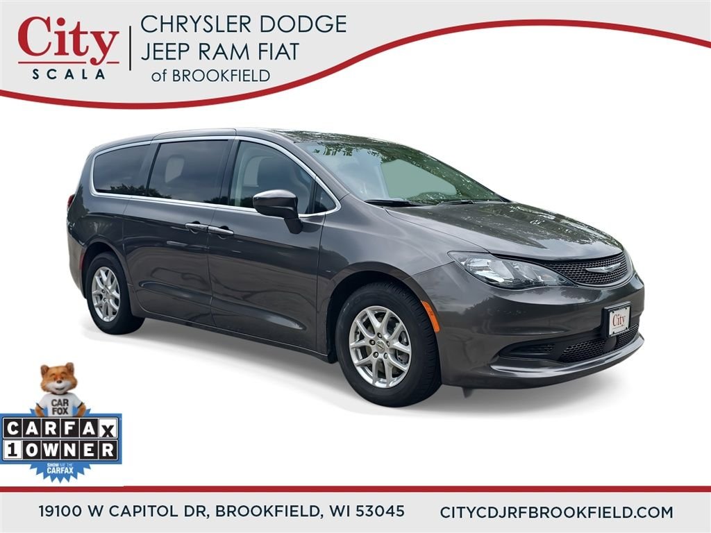 2022 Chrysler Voyager