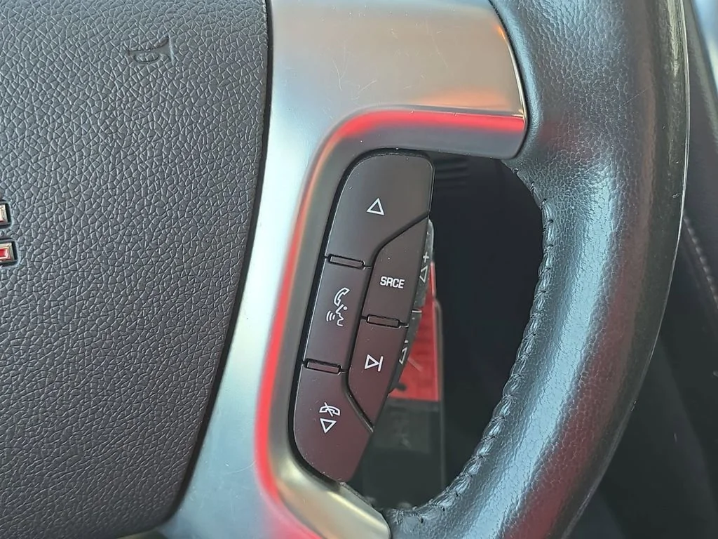 Used 2014 Cyber Gray Metallic GMC SLE image 20