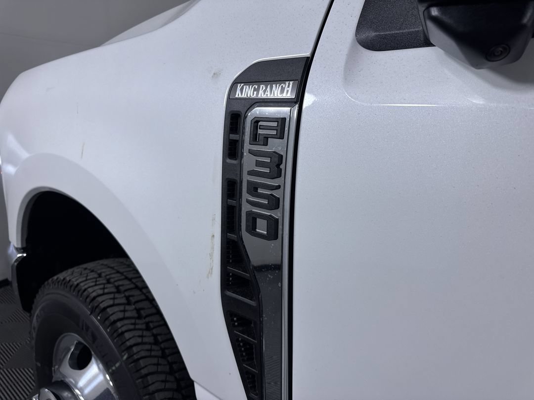 New 2026 Star White Metallic Tri-Coat Ford King Ranch image 27
