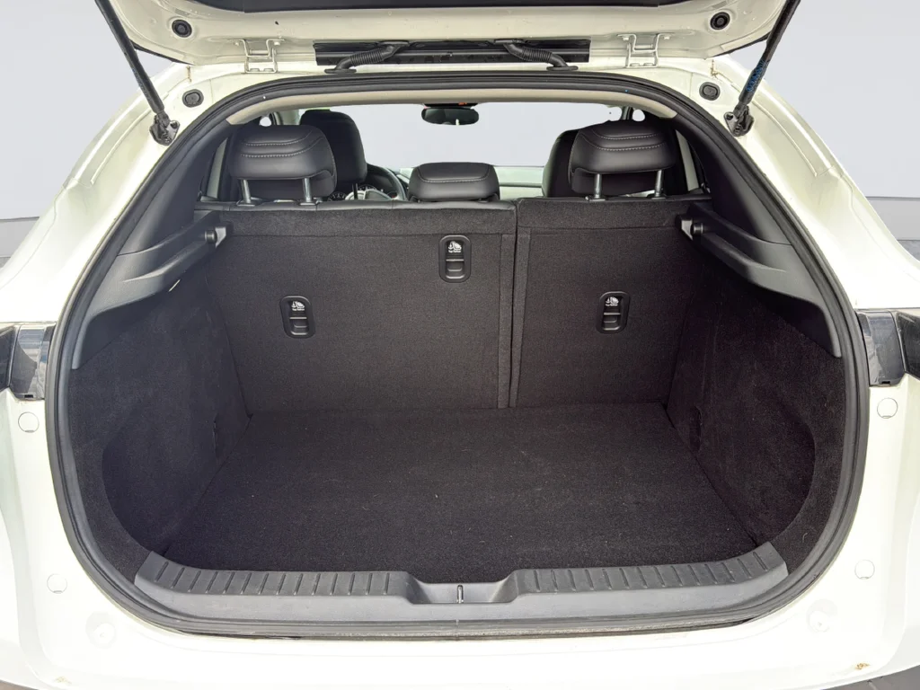 Used 2025 White Mazda 2.5 S Preferred Package image 35