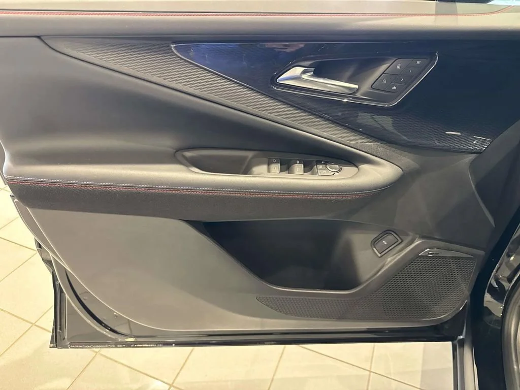 2025 Chevrolet Blazer EV RS - Photo 33