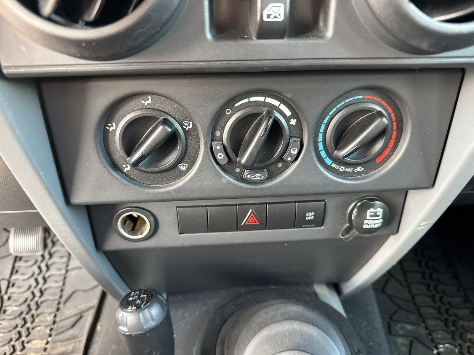 Used 2008 Black Jeep Unlimited X image 34