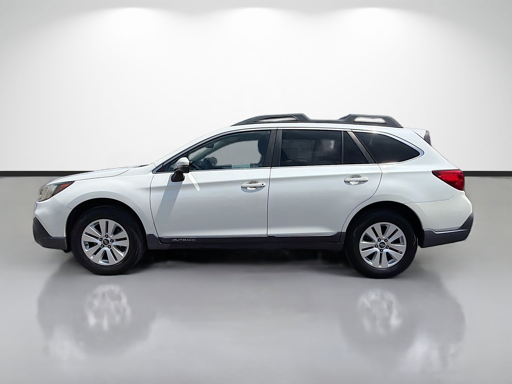 Used 2019 Crystal White Pearl Subaru Premium image 6