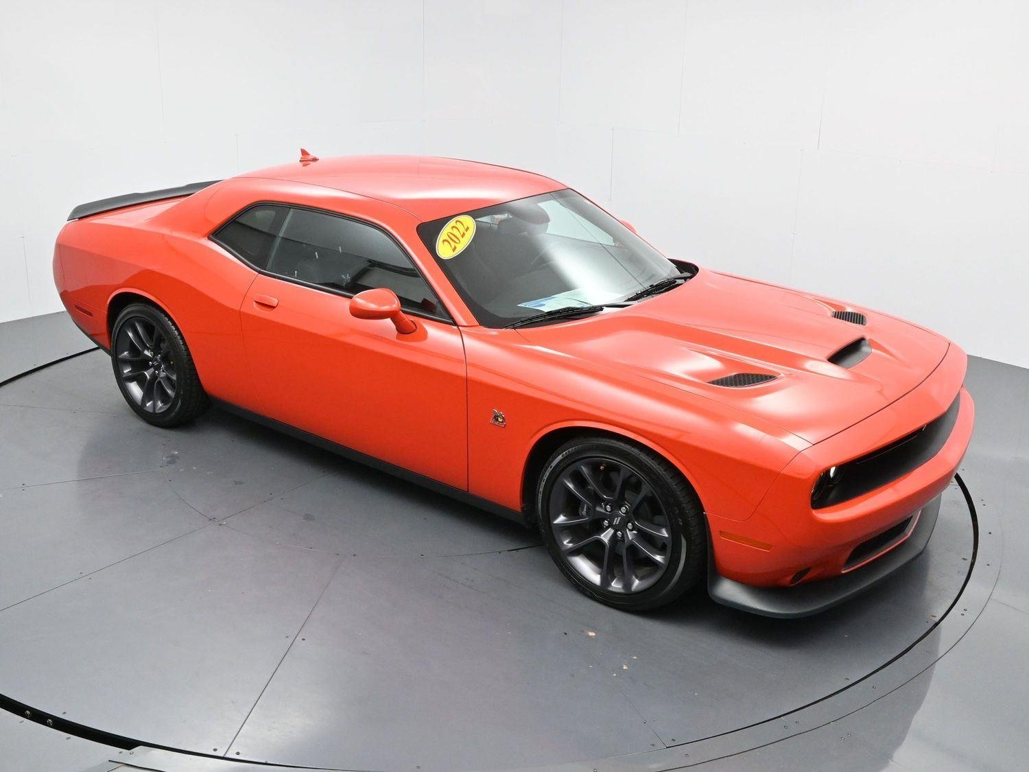 Used 2022 Go Mango Dodge R/T Scat Pack image 36