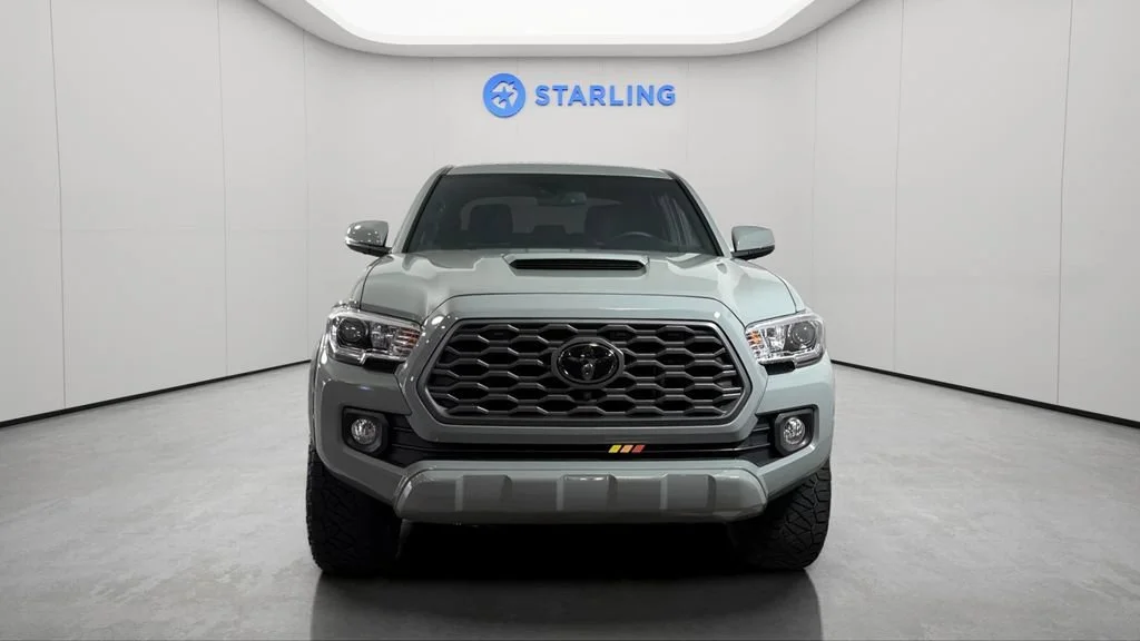 Used 2023  Toyota SR image 15