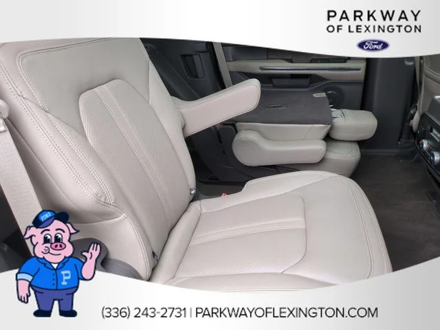 Used 2018 Blue Ford Limited image 34