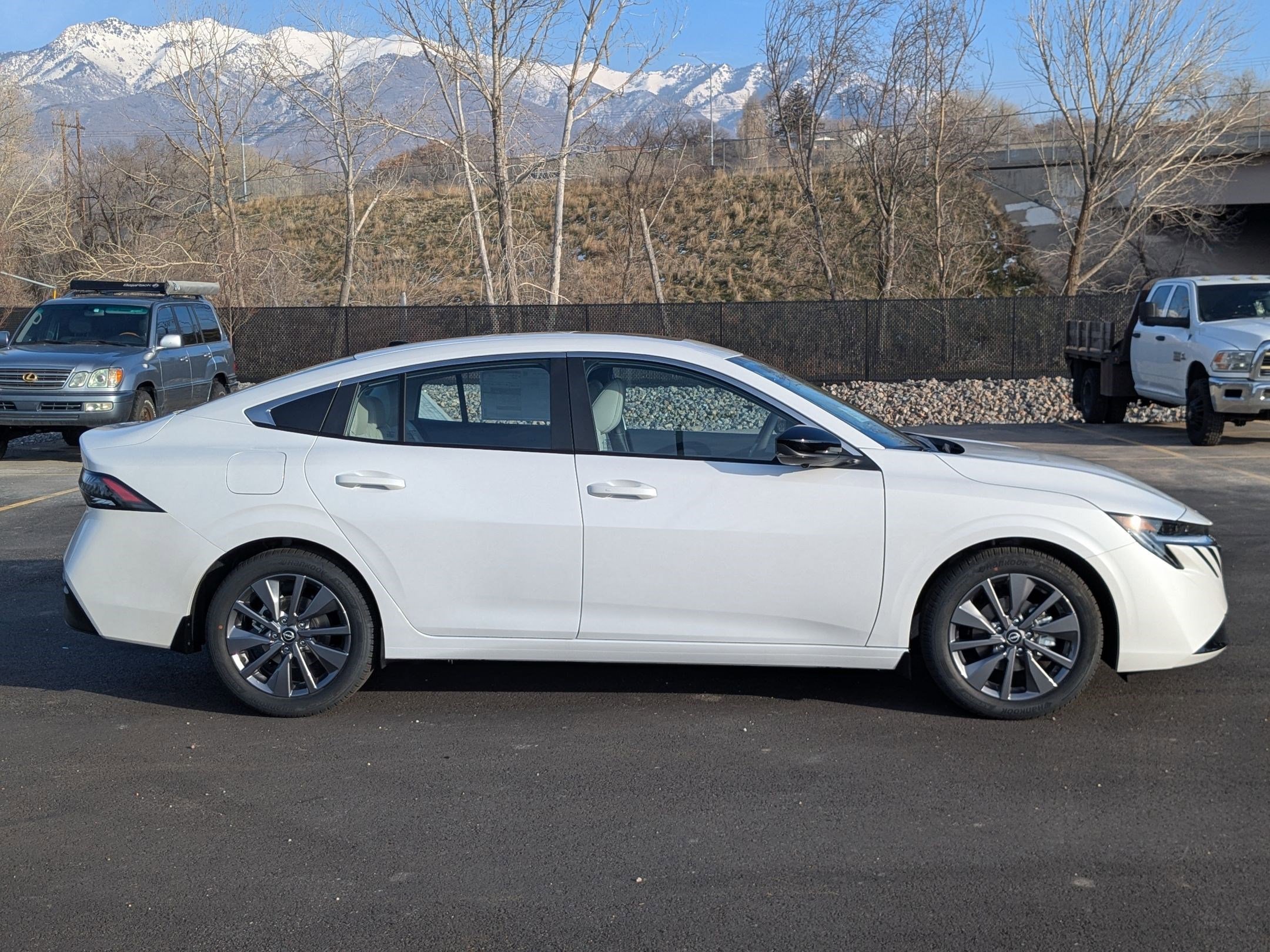 New 2026 Aspen White Tricoat Nissan SL image 2