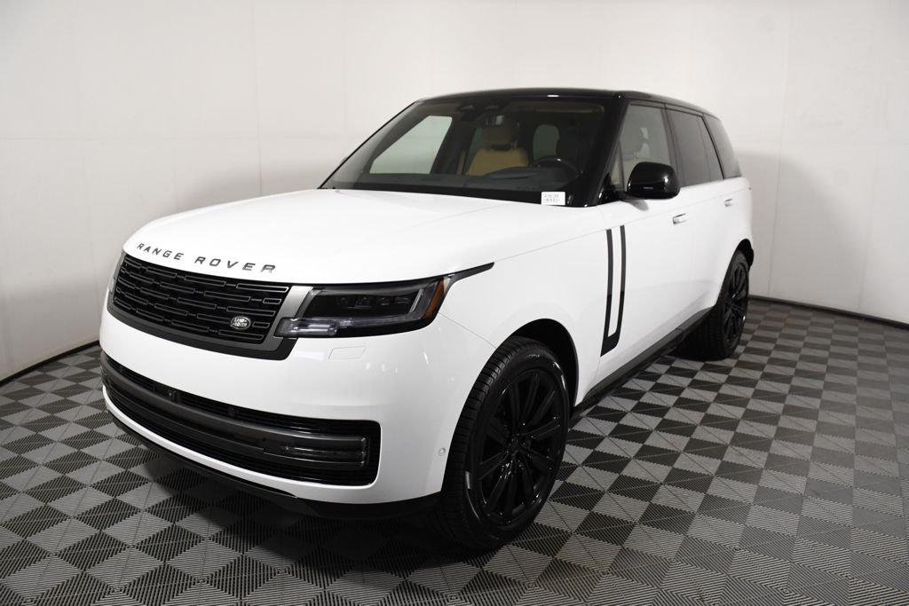 New 2026 Fuji White Land Rover SE image 1