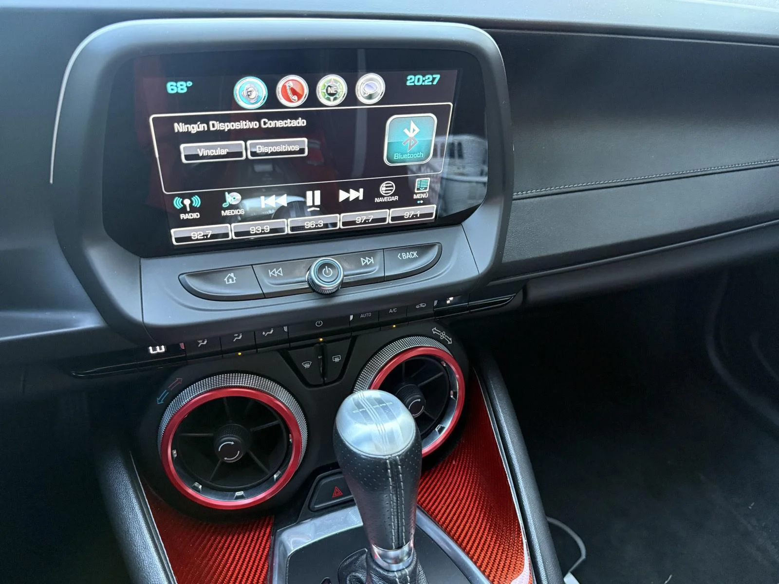 Used 2018 Summit White Chevrolet 1SS image 19