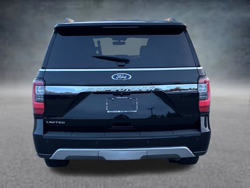 Used 2018 Shadow Black Ford Limited image 4