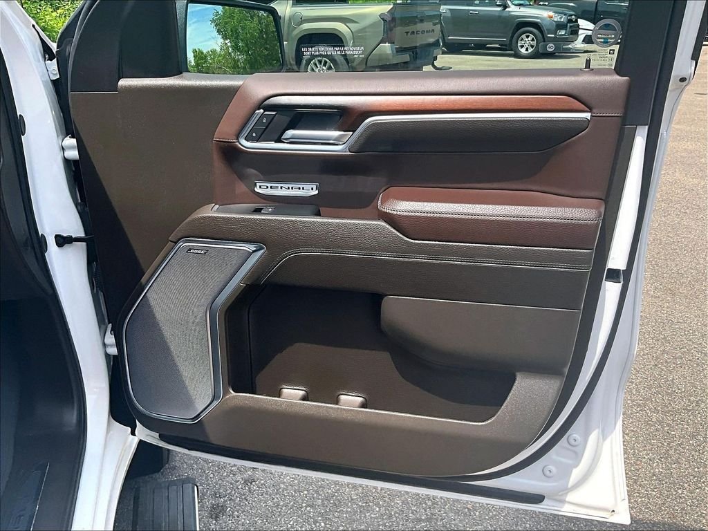 Used 2024 White GMC Denali image 12