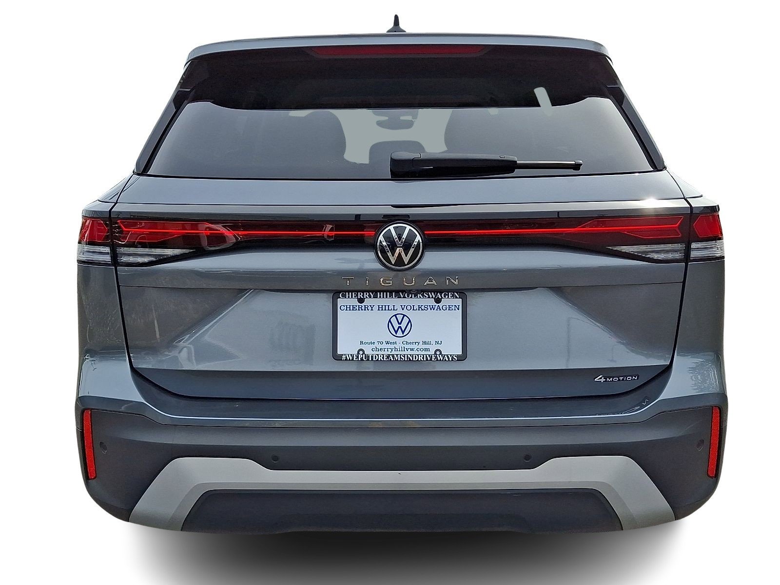 Used 2025 Platinum Gray Metallic   2R2r Volkswagen S image 3