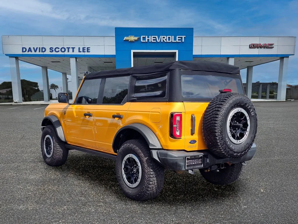 Used 2021 Cyber Orange Met Ford Base image 12