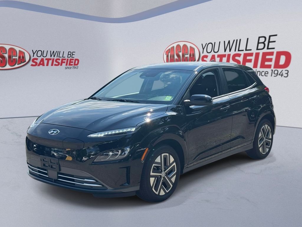 Used 2022 Black Hyundai Limited image 3