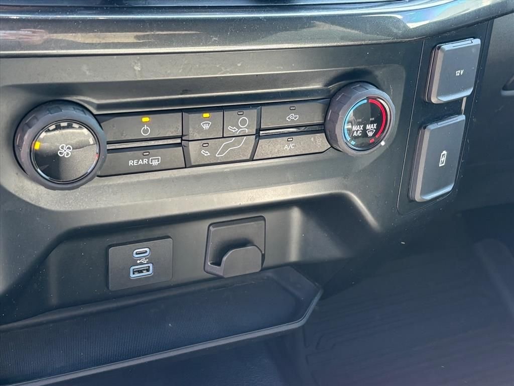 Used 2023 Gray Metallic Ford XL image 18