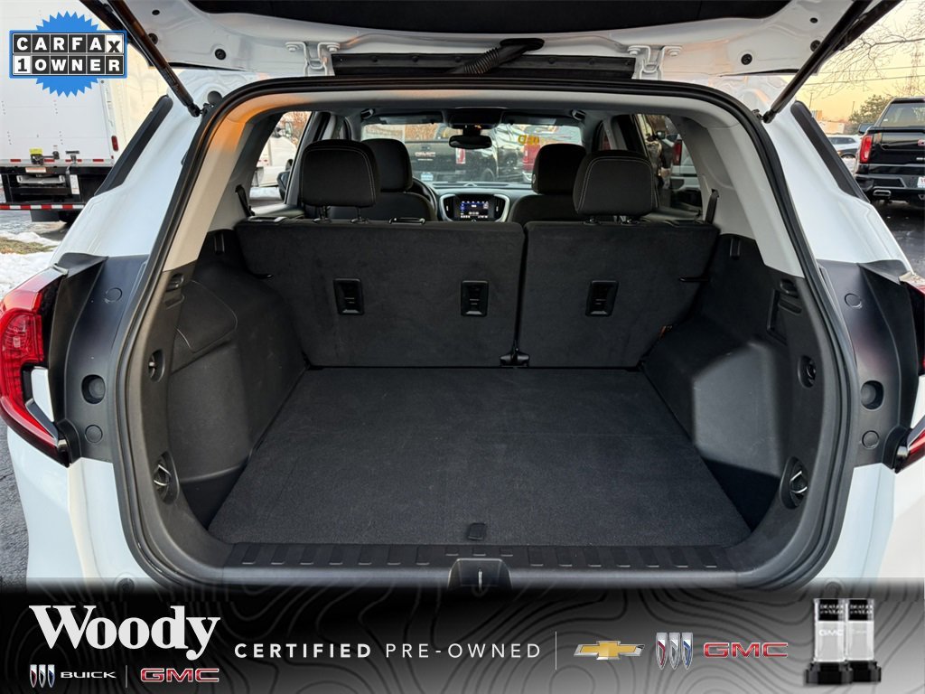 2023 GMC TERRAIN - Image 31