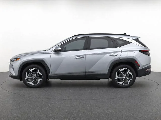 Used 2024 Silver Hyundai SEL image 8