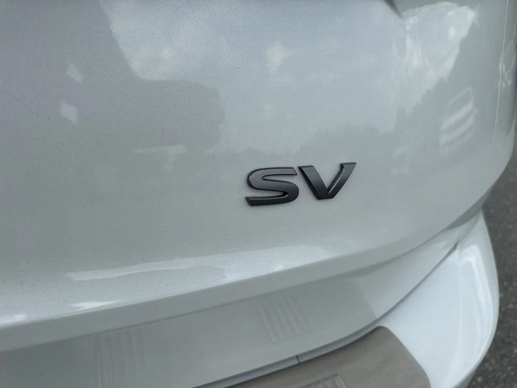 Used 2024 White Nissan SV image 30