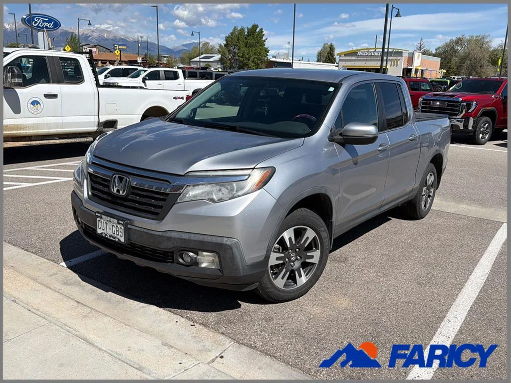 Used 2017 Lunar Silver Metallic Honda RTL-T image 1
