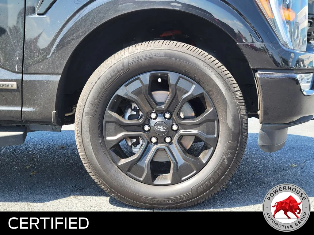 Used 2023 Black Ford XLT image 11