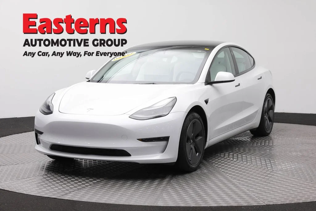 Used 2023 White Tesla Base image 1