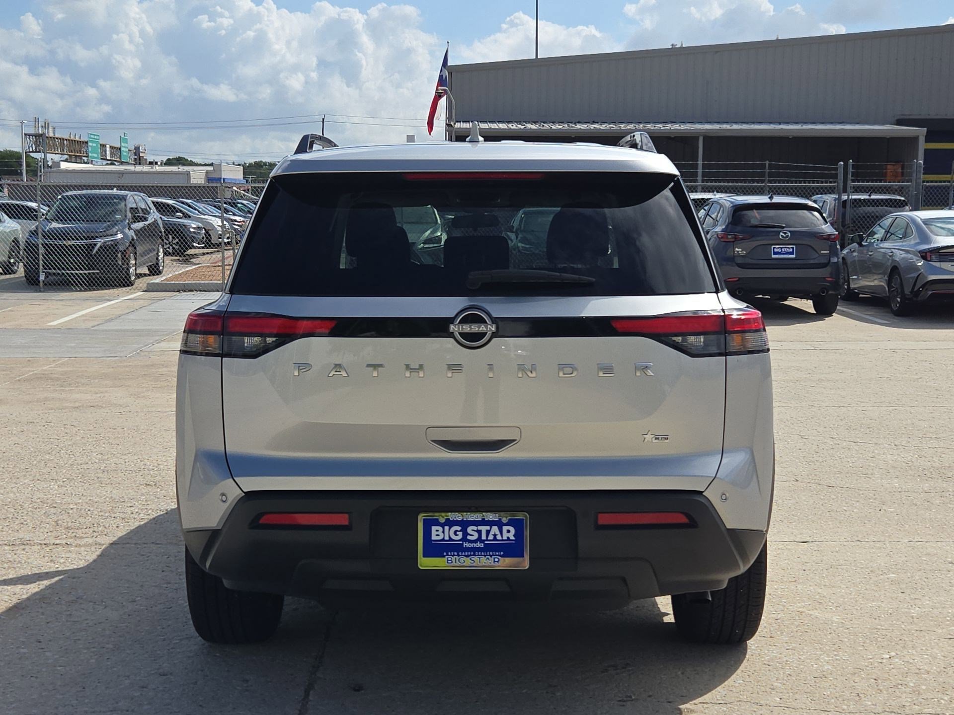 Used 2025 Brilliant Silver Metallic Nissan SV image 4