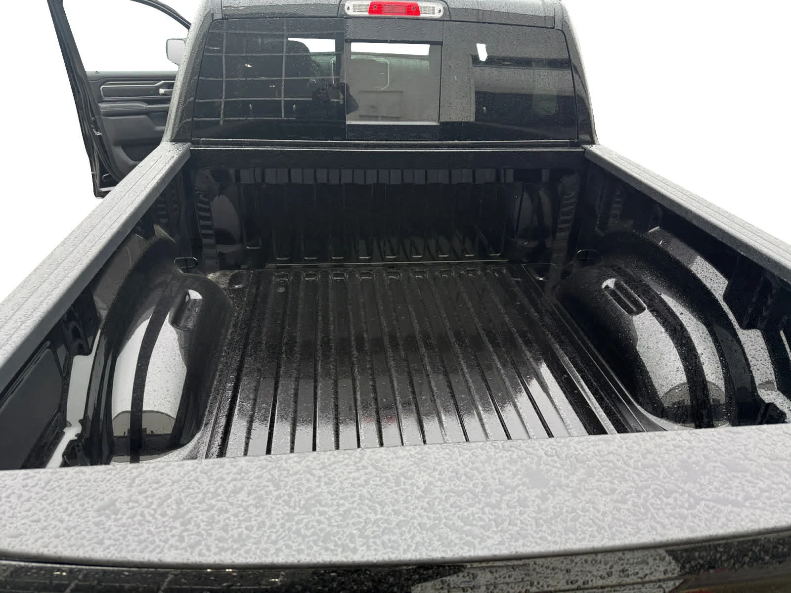 New 2026 Diamond Black Crystal Pearl-Coat Exterior Paint RAM Big Horn image 23
