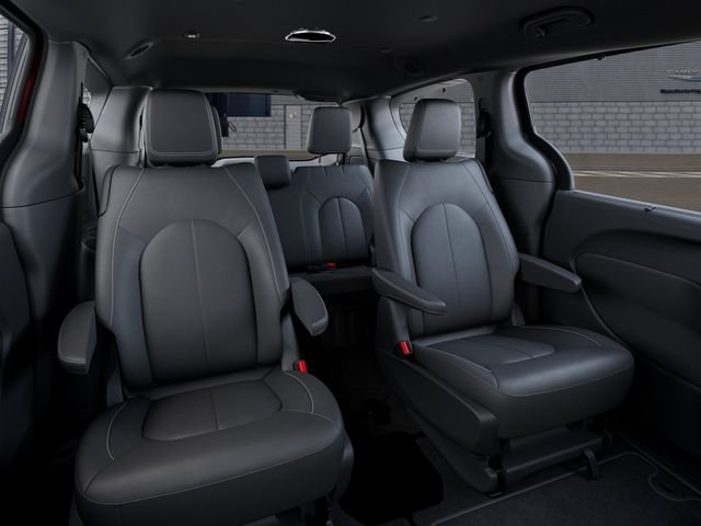 New 2027 Red Hot Pearl-Coat Exterior Paint Chrysler Select image 16