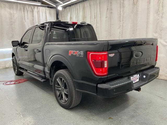 Used 2021 Black Ford XLT image 5