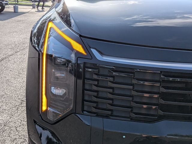 New 2027 Fusion Black Kia EX image 10