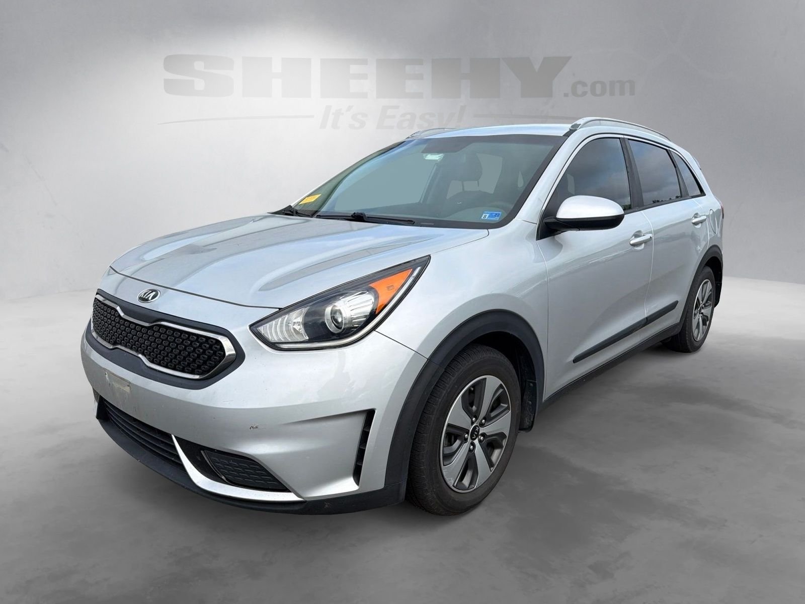 Used 2019 Gray Kia LX image 15