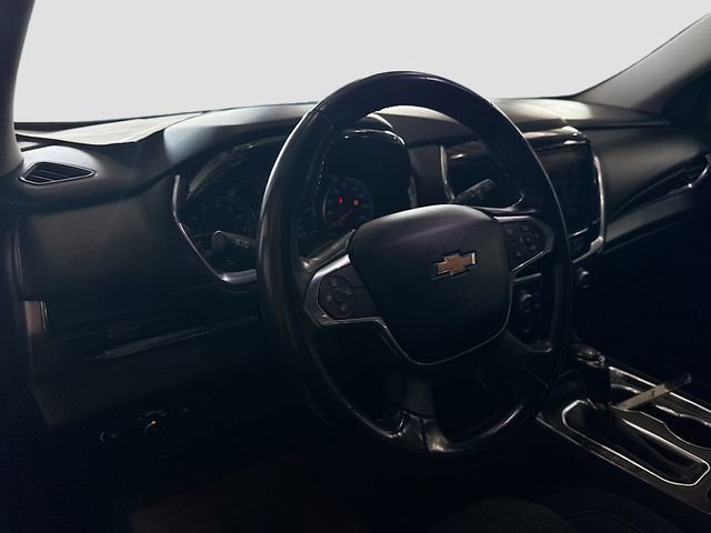 Used 2019 BLACK CURRANT METALLIC Chevrolet LT Cloth image 10