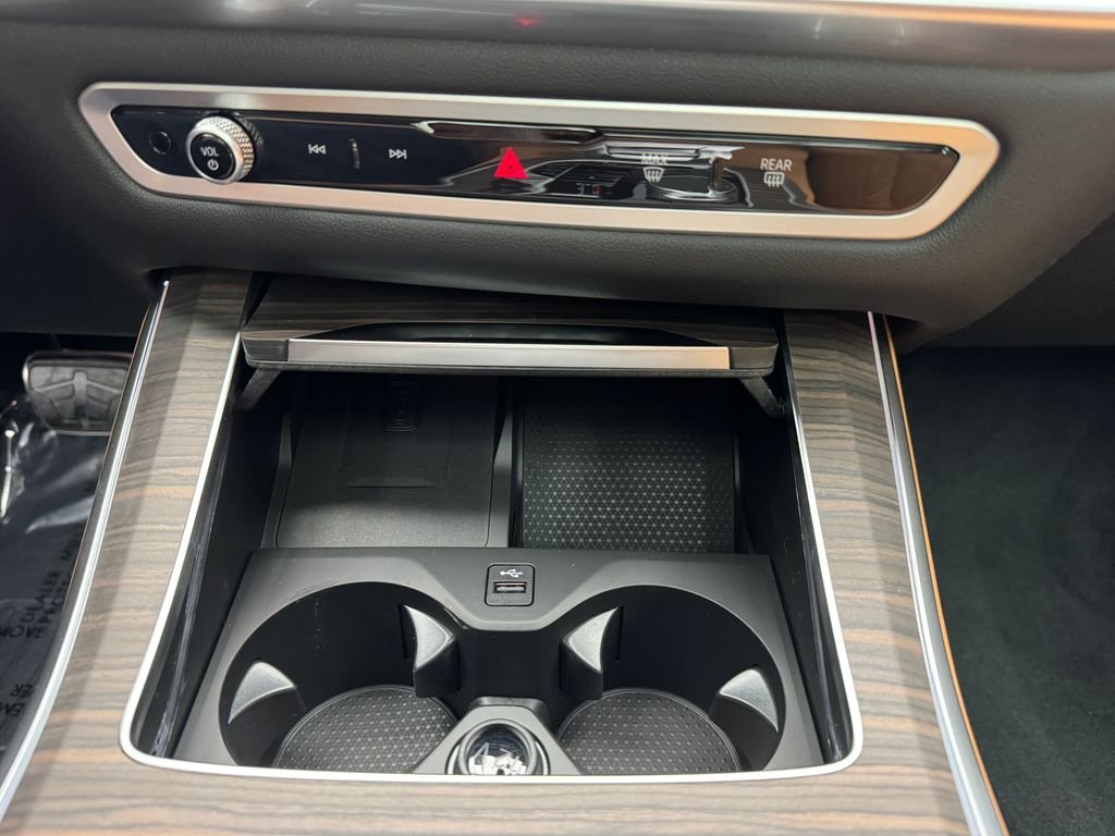 New 2026 Black BMW xDrive40i image 19