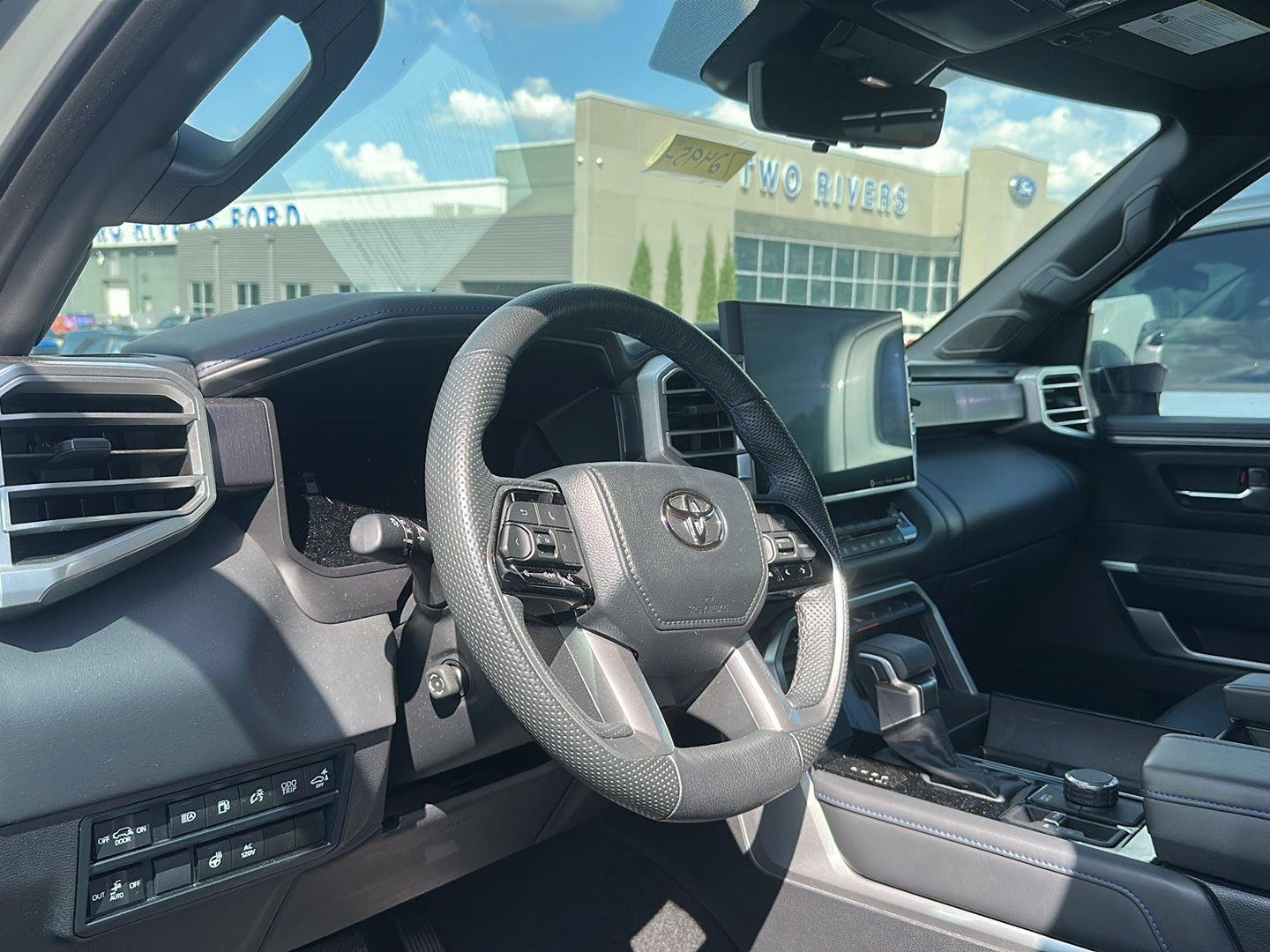 Used 2024 Lunar Rock Toyota Platinum image 2