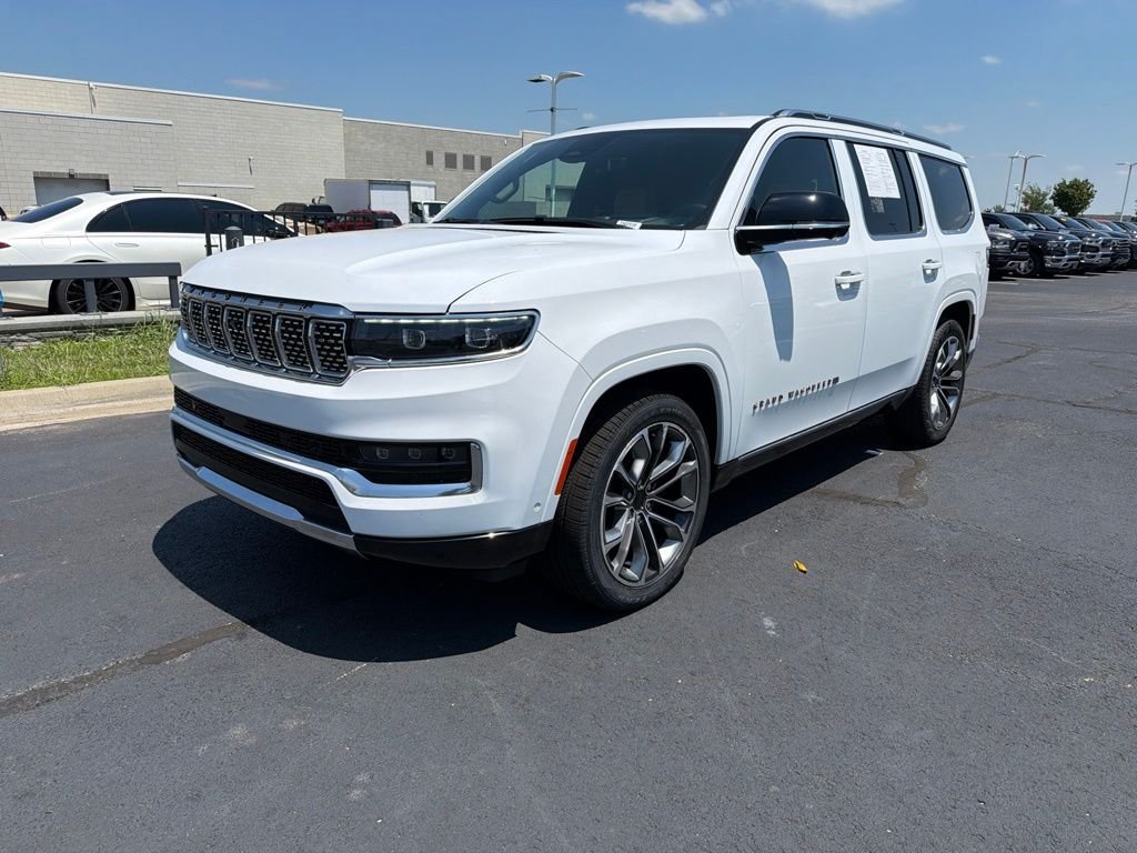Used 2025 White Jeep Series III image 3